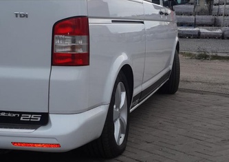 Volkswagen Transporter Kombi (T5) 2.0D MT