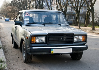 Lada (ВАЗ) Lada 2107 (ВАЗ 2107) 4i 1.6 MT (производство Россия)