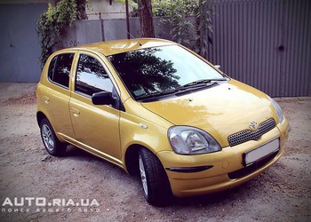 Toyota Yaris (2005) 1.3 MT Luna