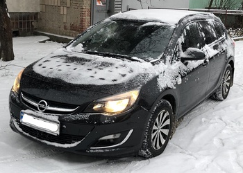 Opel Astra J универсал (2010) Opel Astra J универсал (2010)