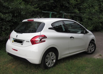 Peugeot 208 3dr (2012-2015) 1.0 MT Access Peugeot 208 3dr (2012-2015) 1.0 MT Access
