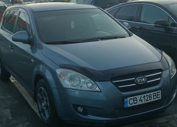 Kia Ceed I (2006-2012) Cee'd (facelift) 1.6 AT mid (производство Украина) Kia Ceed I (2006-2012) Cee'd (facelift) 1.6 AT mid (производство Украина)