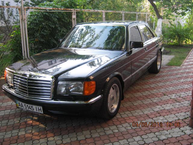 Mercedes-Benz W 126  