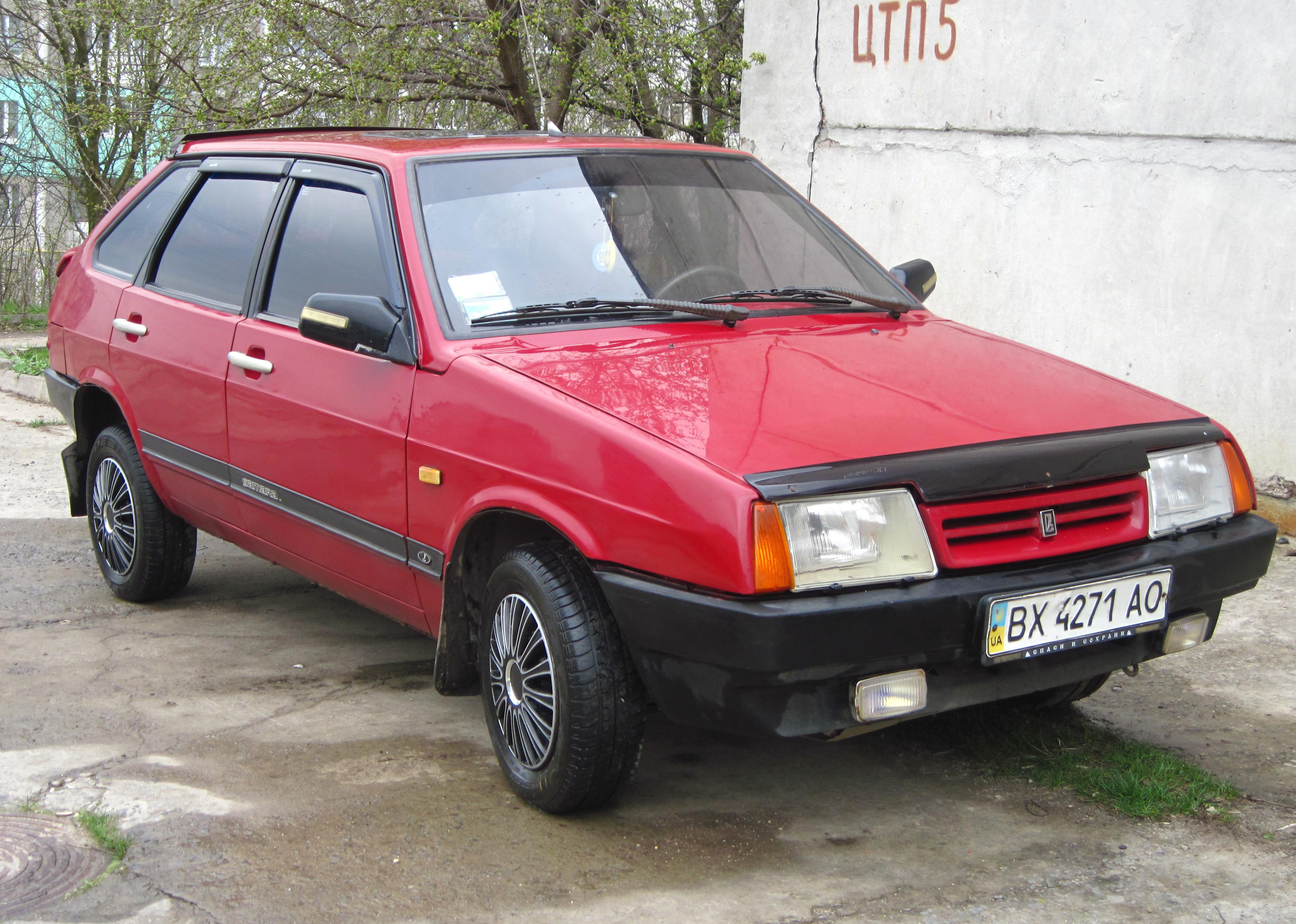 Lada (ВАЗ) Lada 21093 (ВАЗ 21093) i 1.5 MT Lada (ВАЗ) Lada 21093 (ВАЗ 21093) i 1.5 MT