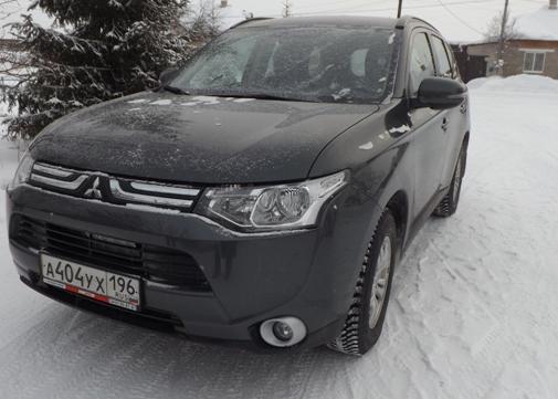 Mitsubishi Outlander 2013 2.0 CVT 4WD Intense Mitsubishi Outlander 2013 2.0 CVT 4WD Intense