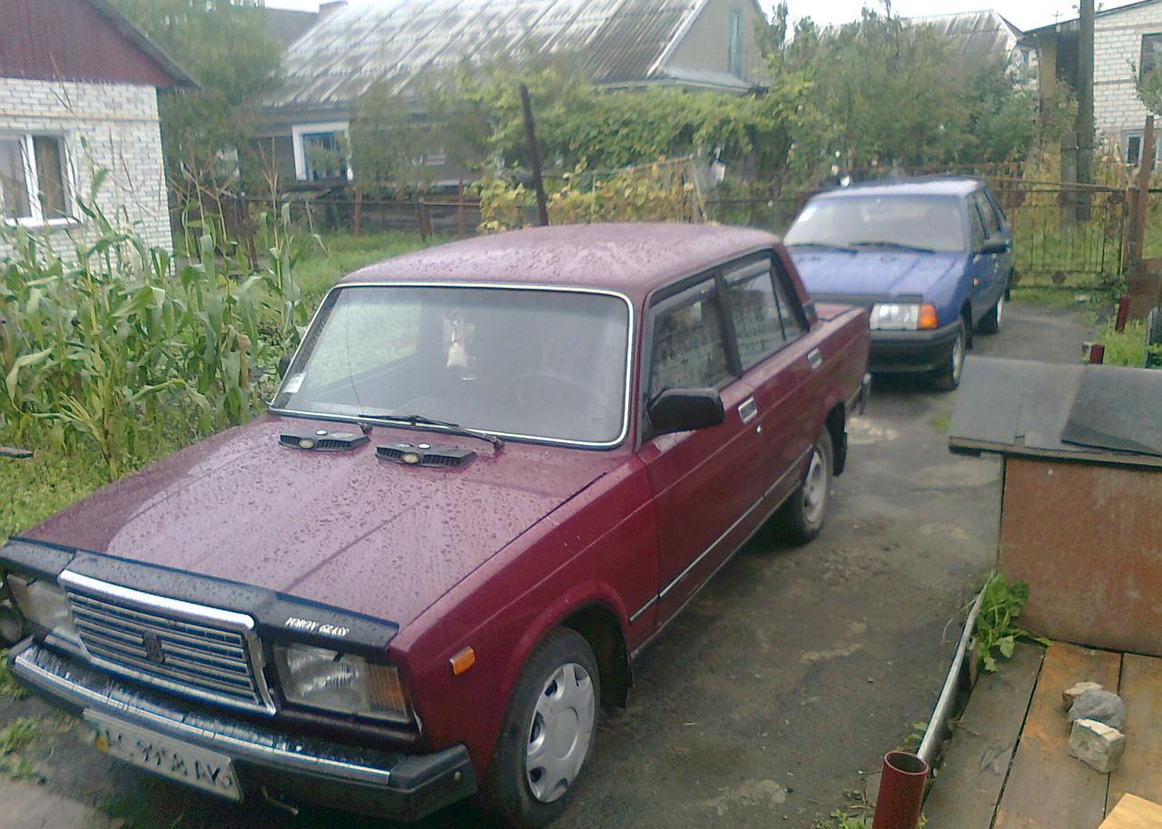 Lada (ВАЗ) Lada 2107 (ВАЗ 2107) 0i 1.5 MT