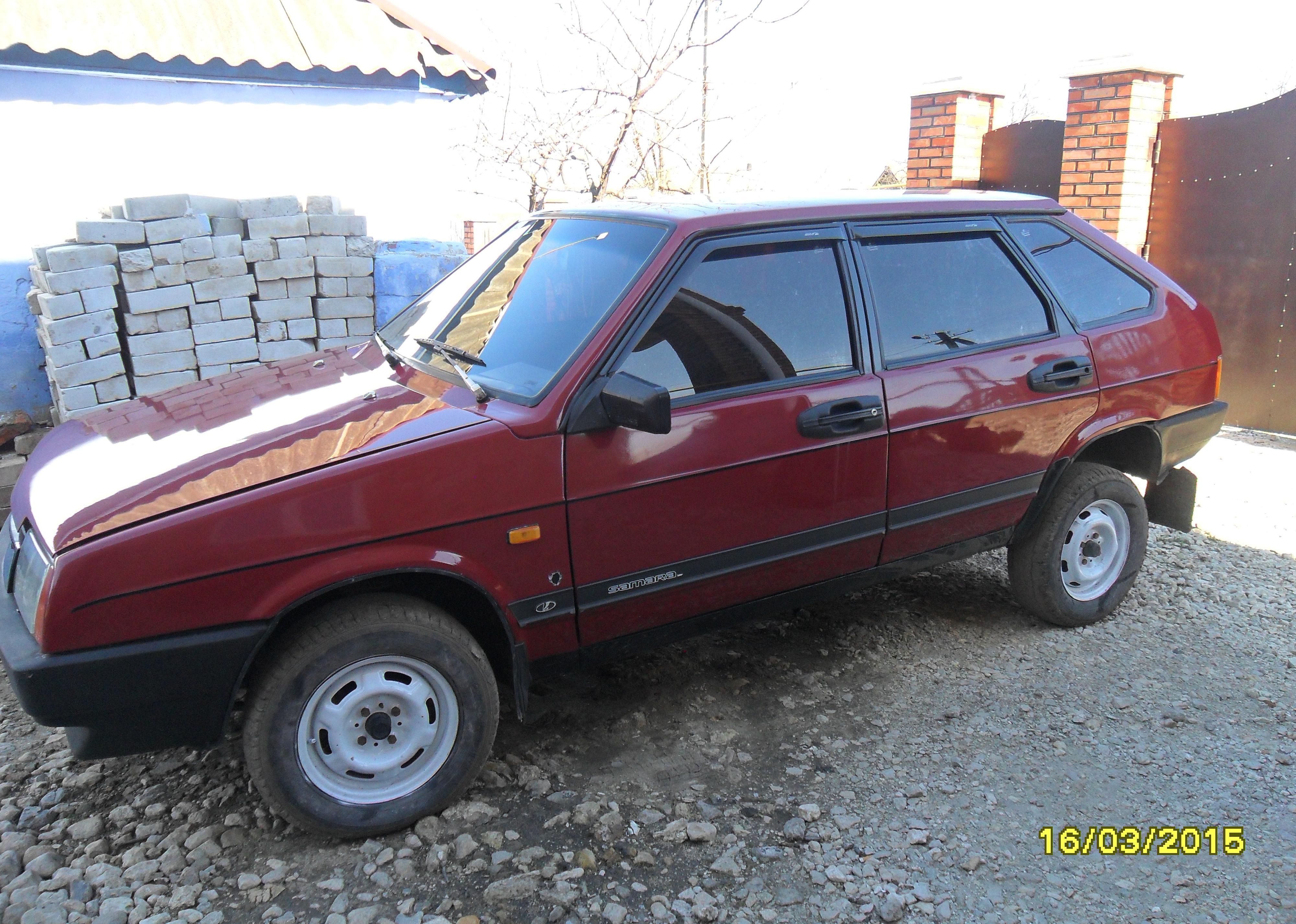 Lada (ВАЗ) Lada 21093 (ВАЗ 21093) 4i 1.5 MT Lada (ВАЗ) Lada 21093 (ВАЗ 21093) 4i 1.5 MT