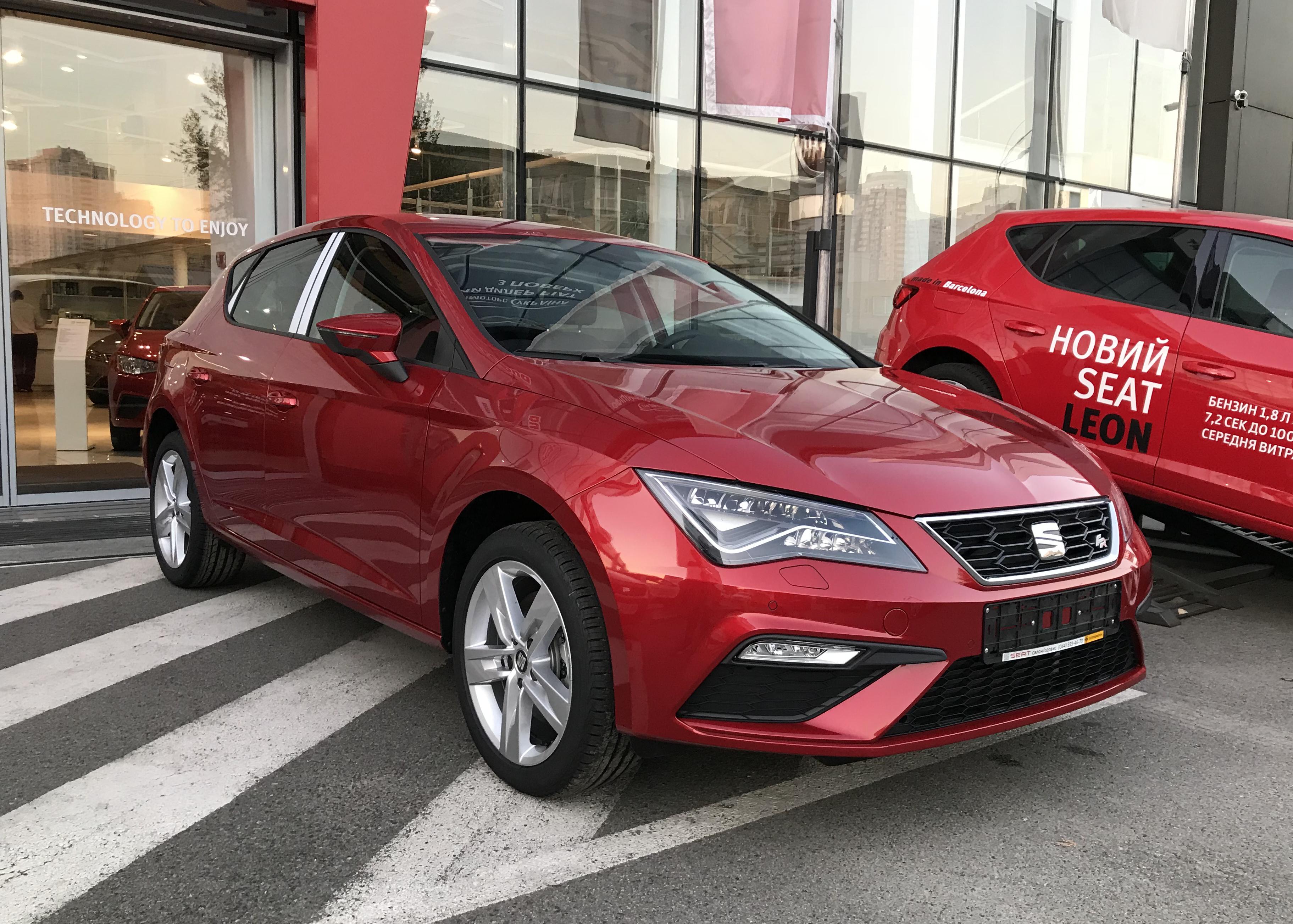 SEAT Leon 1.8 (180 hp) AT FR SEAT Leon 1.8 (180 hp) AT FR