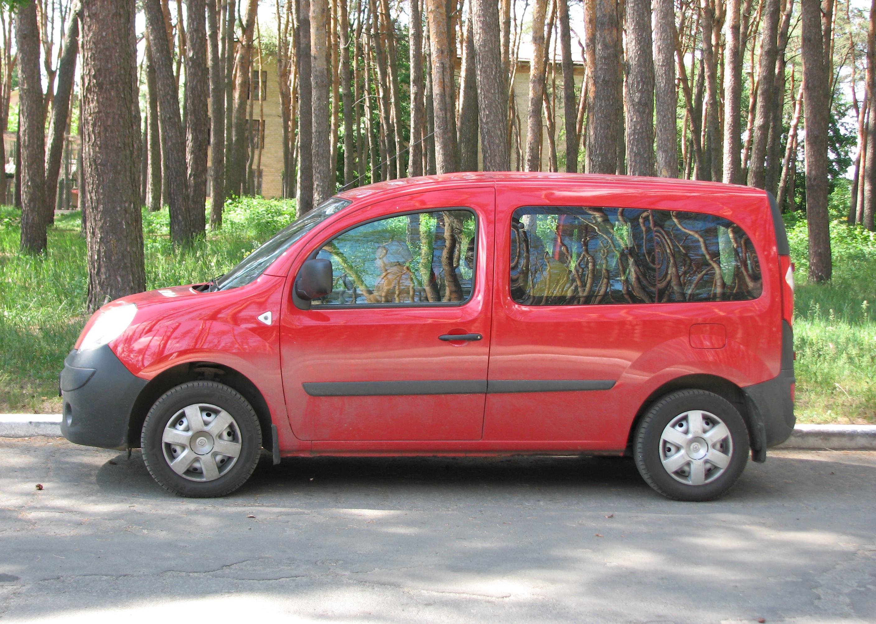 Renault Kangoo (2008) 1.6 MT Authentique