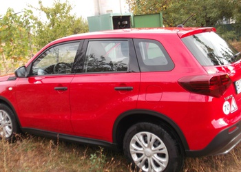 Suzuki Vitara (LY, рестайлинг) 1.6 MT 2WD GL Suzuki Vitara (LY, рестайлинг) 1.6 MT 2WD GL