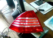 Фонарь задний Mercedes S Class W220