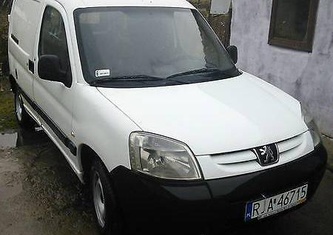 Peugeot Partner 1.6 MT CombiSpace XT