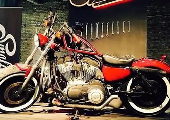 Harley-Davidson XL 883 Iron