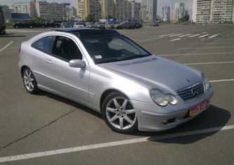 Mercedes-Benz C-Class Coupe (С204) C 250