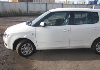 Skoda Fabia  Хэтчбек II (2007-2014) 1.4 MT Elegance