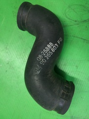 90265803 Патрубок системи охолодження від помпи до саксафона Opel 