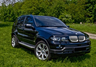 BMW X5 (E53) 4.8is AT