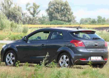 Kia Pro_Сeed (2007) Pro_cee&#39;d 1.4 MT EX