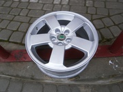 диски для автомобіля Skoda 6,5JX16H2 R16 ET42. 