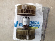 продаются запчасти  на Мерседес-бенц W124 1. Капот