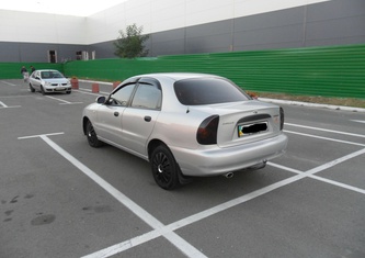 Daewoo Lanos Седан 1.6 MT ++
