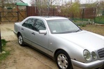 Mercedes-Benz E-Class Седан (W211)