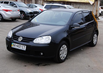 Volkswagen Golf 5dr 1.6 MT Trendline