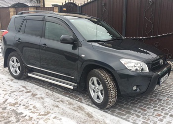 2.0 AT 4WD 2.0 AT 4WD