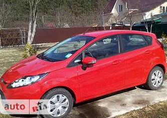 Ford Fiesta (Mk VI, рестайлинг) 1.25 (82 hp) МТ Trend