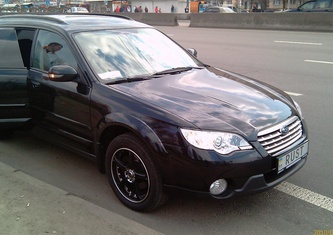 Subaru Outback (2005) 2.5 AT
