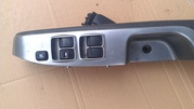 блок управления стеклоподьёмниками  Mitsubishi Outlander 8608A104
