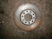 гальмівний диск для автомобіля Audi A4. Skoda Octavia A4, Volkswagen Passat B3. 