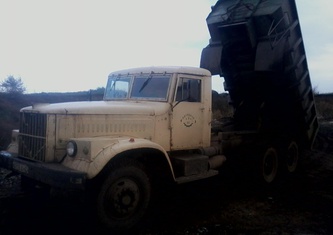 КрАЗ 256 Б1
