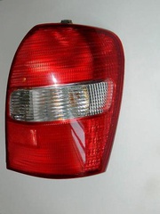 Задний фонарь Mazda 323  Мазда 323 с 01 по 03 год.