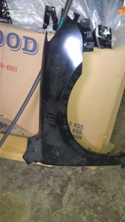  Крыло переднее  Mazda 3 Sedan