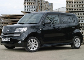 Daihatsu Materia 1.5 AT SX