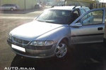 Opel Vectra Универсал 1.8 MT Essentia