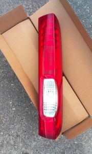 Задний фонарь Opel Vivaro фонарь Опель Виваро 2007 год