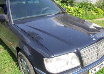 Mercedes-Benz E200