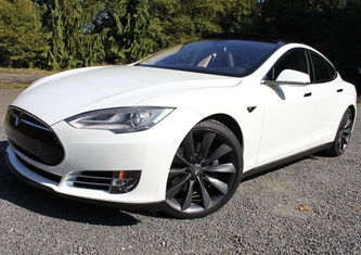 Tesla Model S (2012-2016) 60