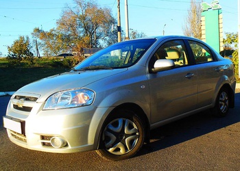 Chevrolet Aveo Седан (T300)