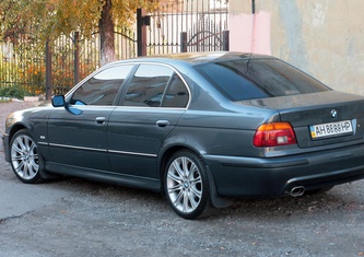 BMW 520 е39