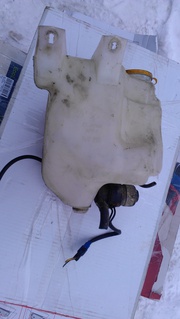 бачок омывателя Subaru Forester 