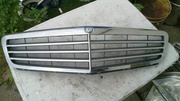 Решетка гриль, решетка радиатора  MERCEDES BENZ  W204 