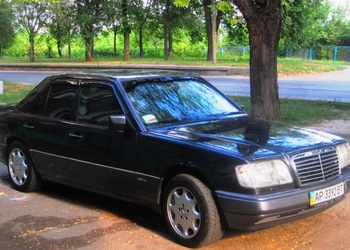 Mercedes-Benz w 124 E320