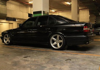 BMW e34 