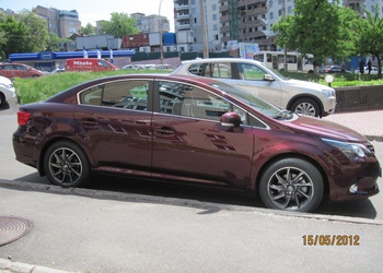 Toyota Avensis Седан 1.8 MT Sol