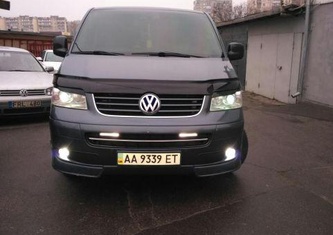 Volkswagen Transporter Kombi (T5)