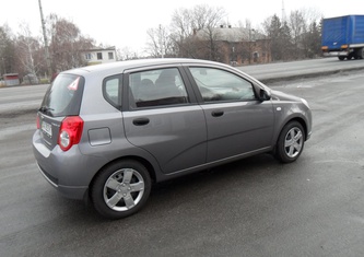 Chevrolet Aveo хэтчбек (T300)