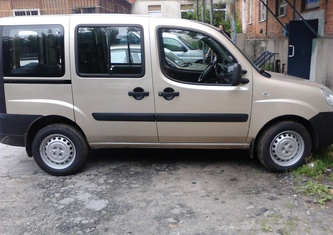 Fiat Doblo 2010  1.4 MT Active Base